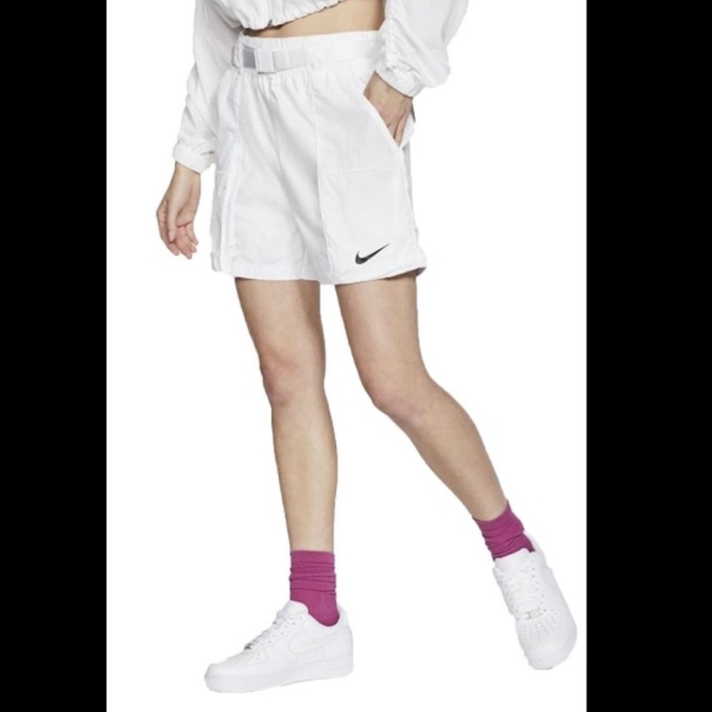 Nike Swoosh Woven Active Shorts